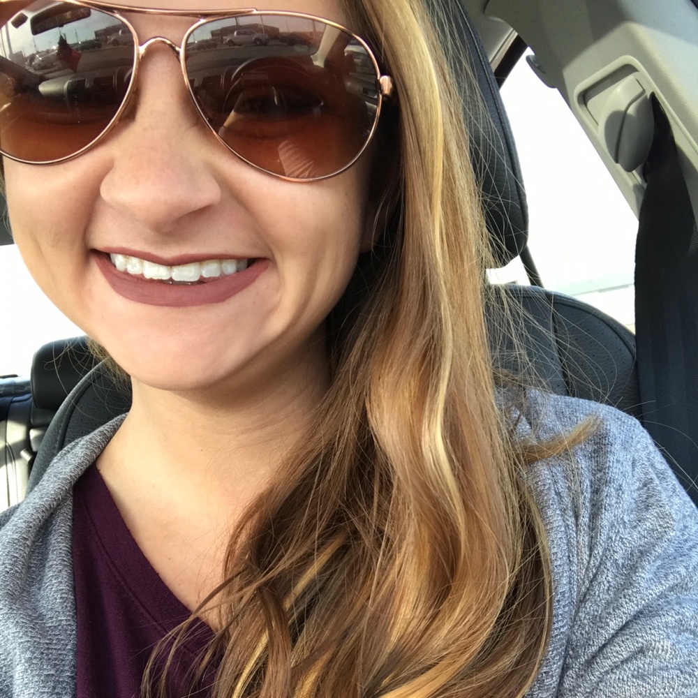 Meet your Posher, Nicole